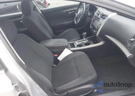 2015 Nissan Altima 2.5 Sv from USA, damaged, VIN 1N4AL3AP3FC141330